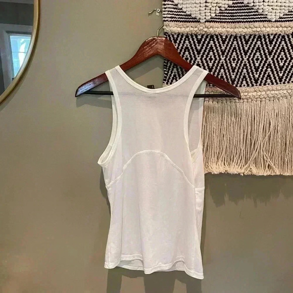 HALLE BERRY x SWEATY BETTY FRANKIE TANK TOP IN LILY WHITE SIZE SMALL - Picture 7 of 7